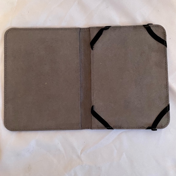 Kobo reader case JUST THE CASE - Picture 2 of 4